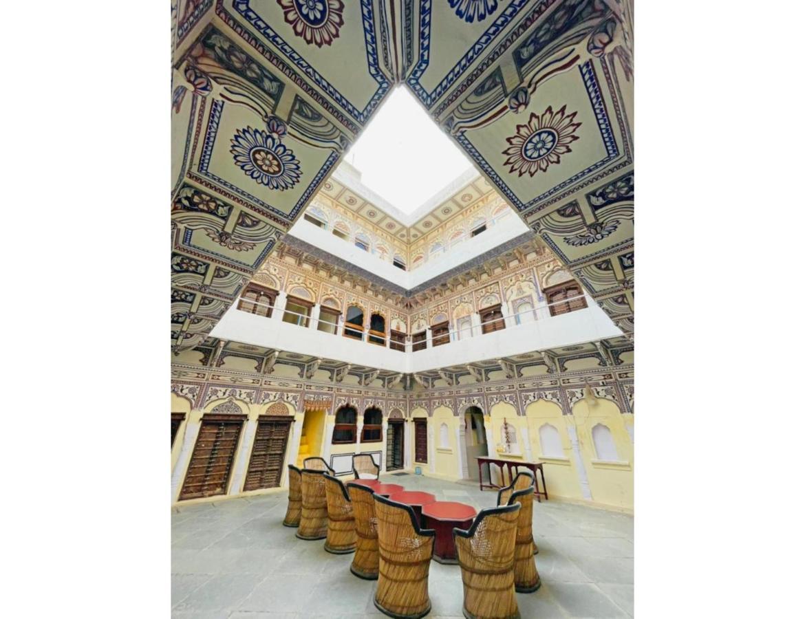 Apartament Singhasan Haveli, Mandāwa Zewnętrze zdjęcie