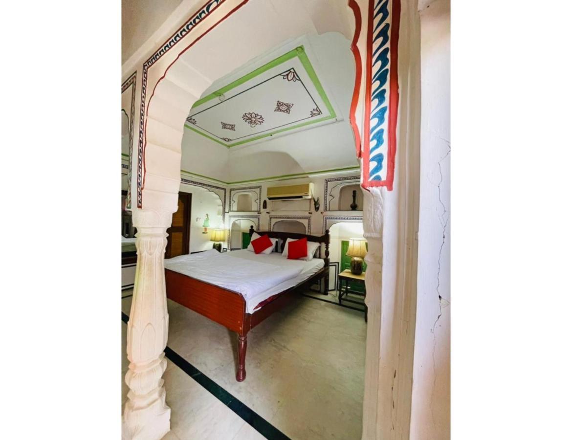 Apartament Singhasan Haveli, Mandāwa Zewnętrze zdjęcie