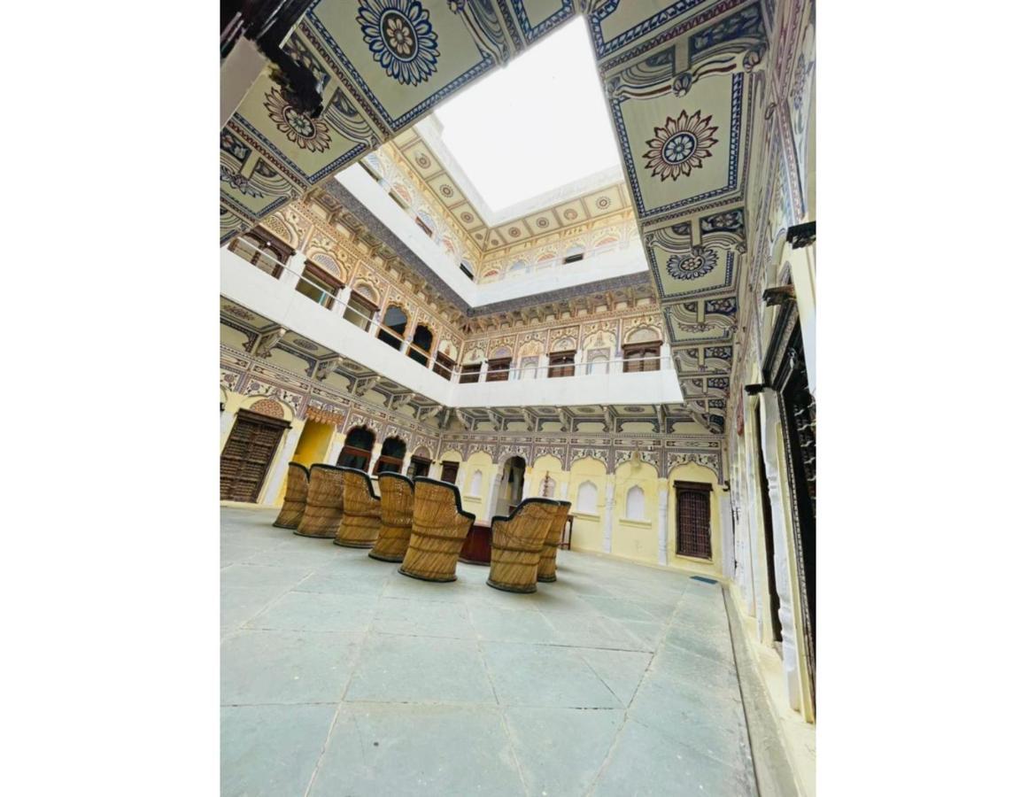 Apartament Singhasan Haveli, Mandāwa Zewnętrze zdjęcie