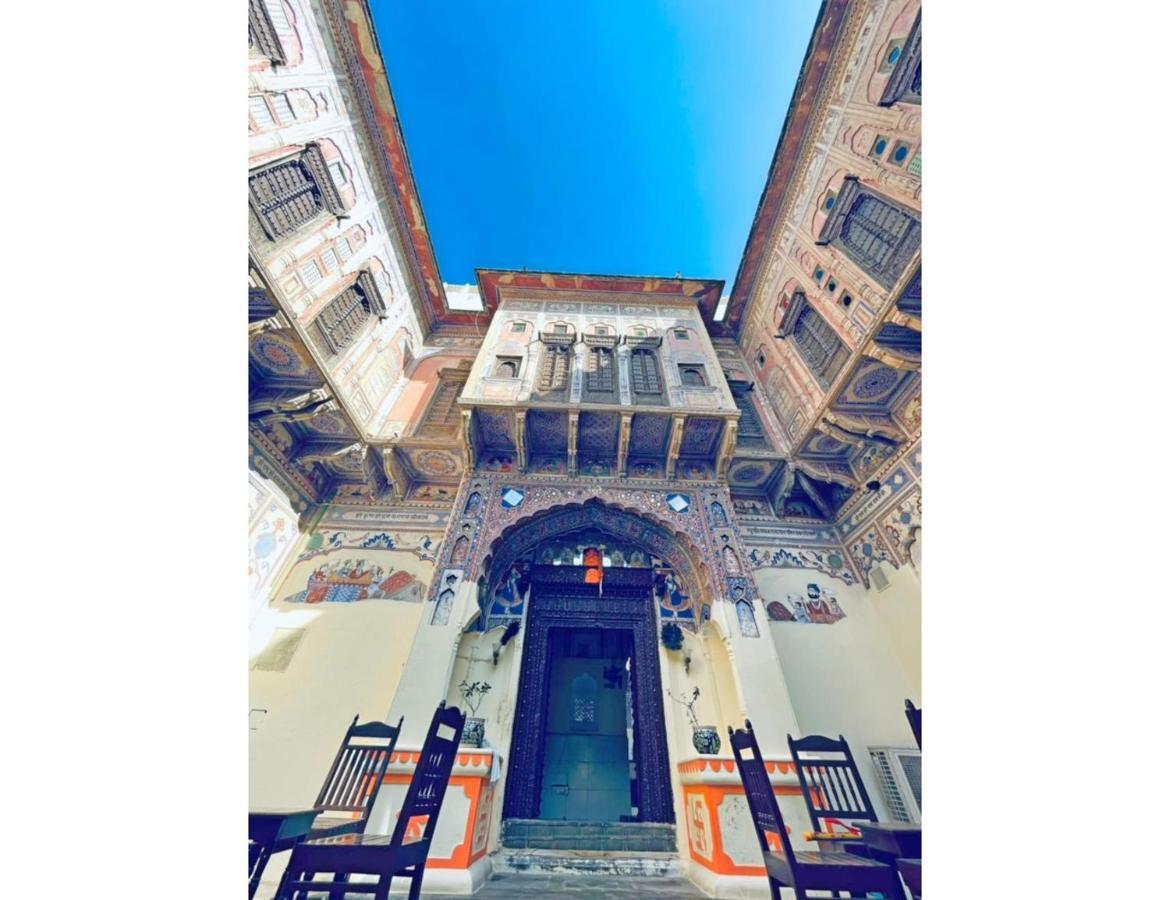 Apartament Singhasan Haveli, Mandāwa Zewnętrze zdjęcie