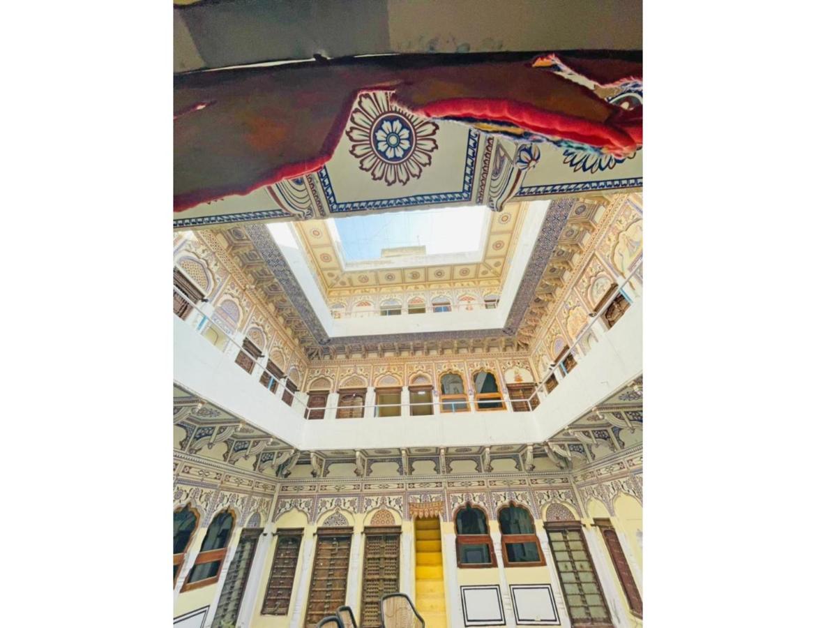 Apartament Singhasan Haveli, Mandāwa Zewnętrze zdjęcie