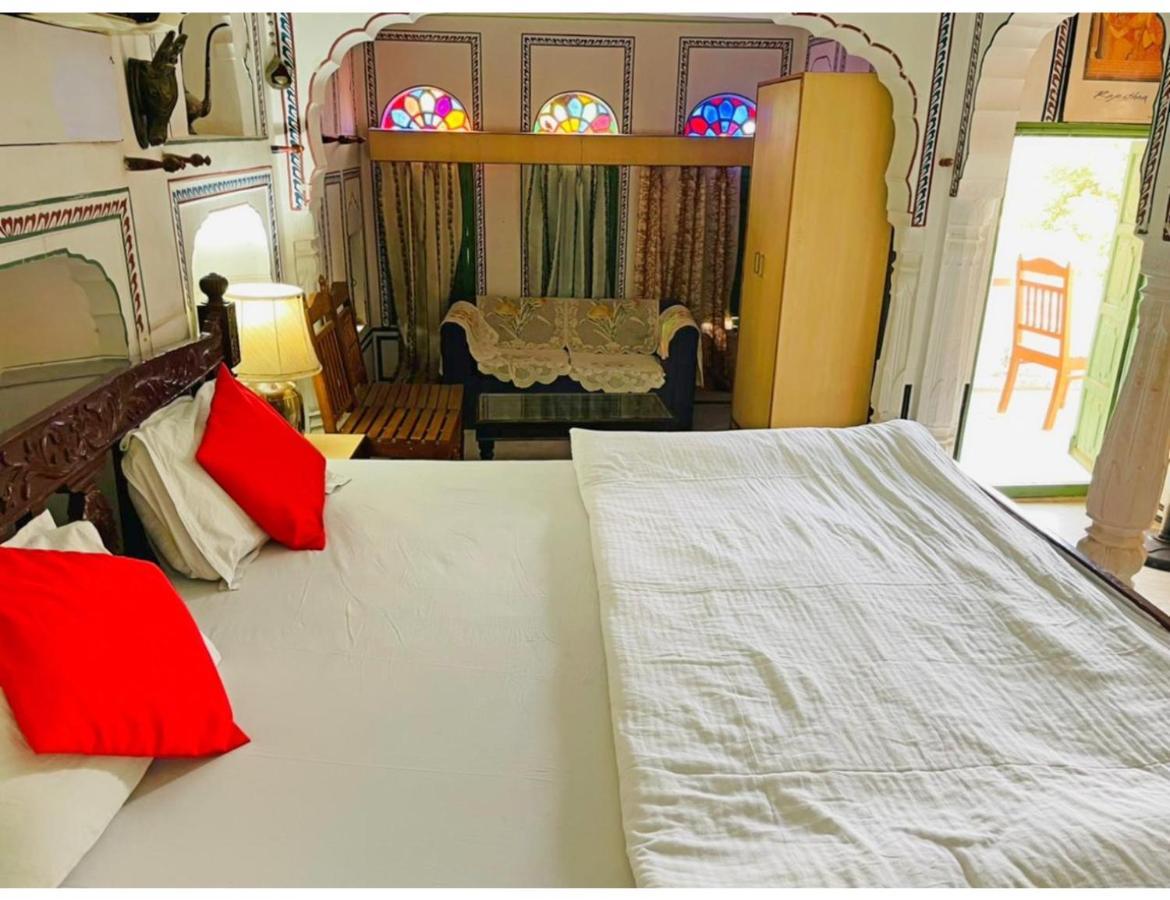 Apartament Singhasan Haveli, Mandāwa Zewnętrze zdjęcie